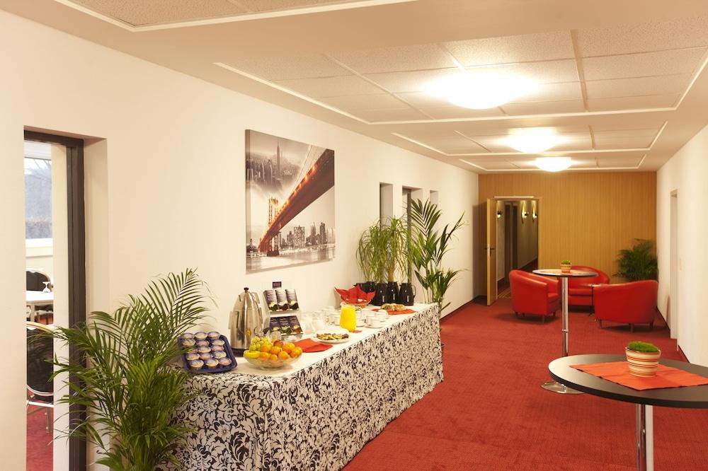 Arthotel Ambassador Wiesbaden - Free Parking Ngoại thất bức ảnh
